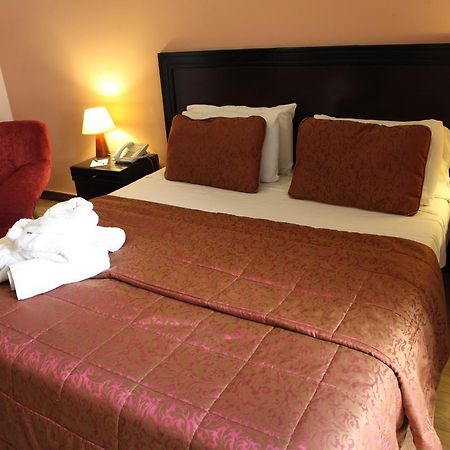 Mozart Hotel Beirut Esterno foto