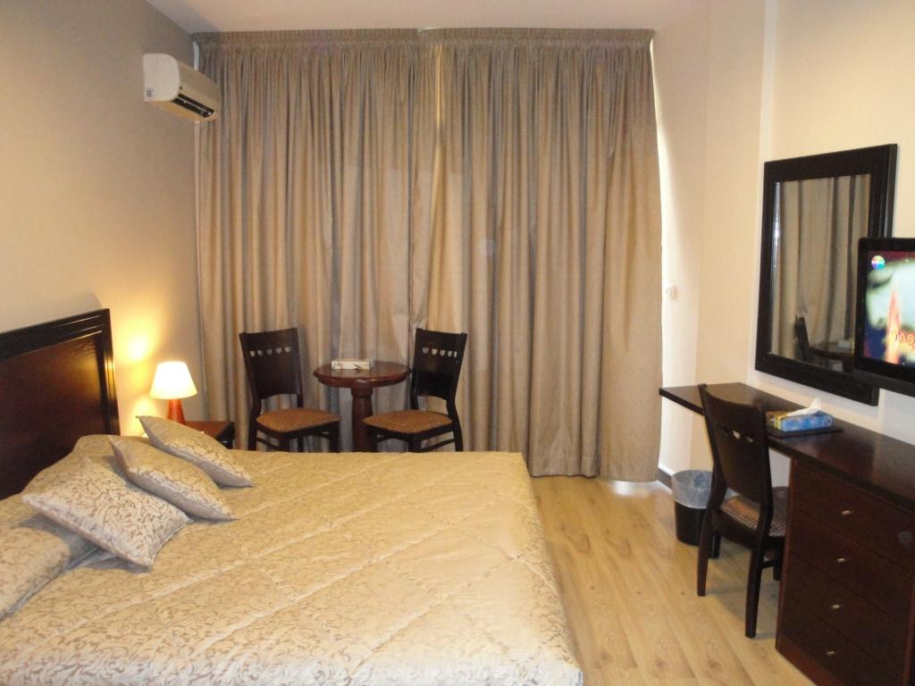Mozart Hotel Beirut Esterno foto