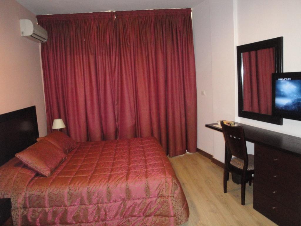 Mozart Hotel Beirut Esterno foto