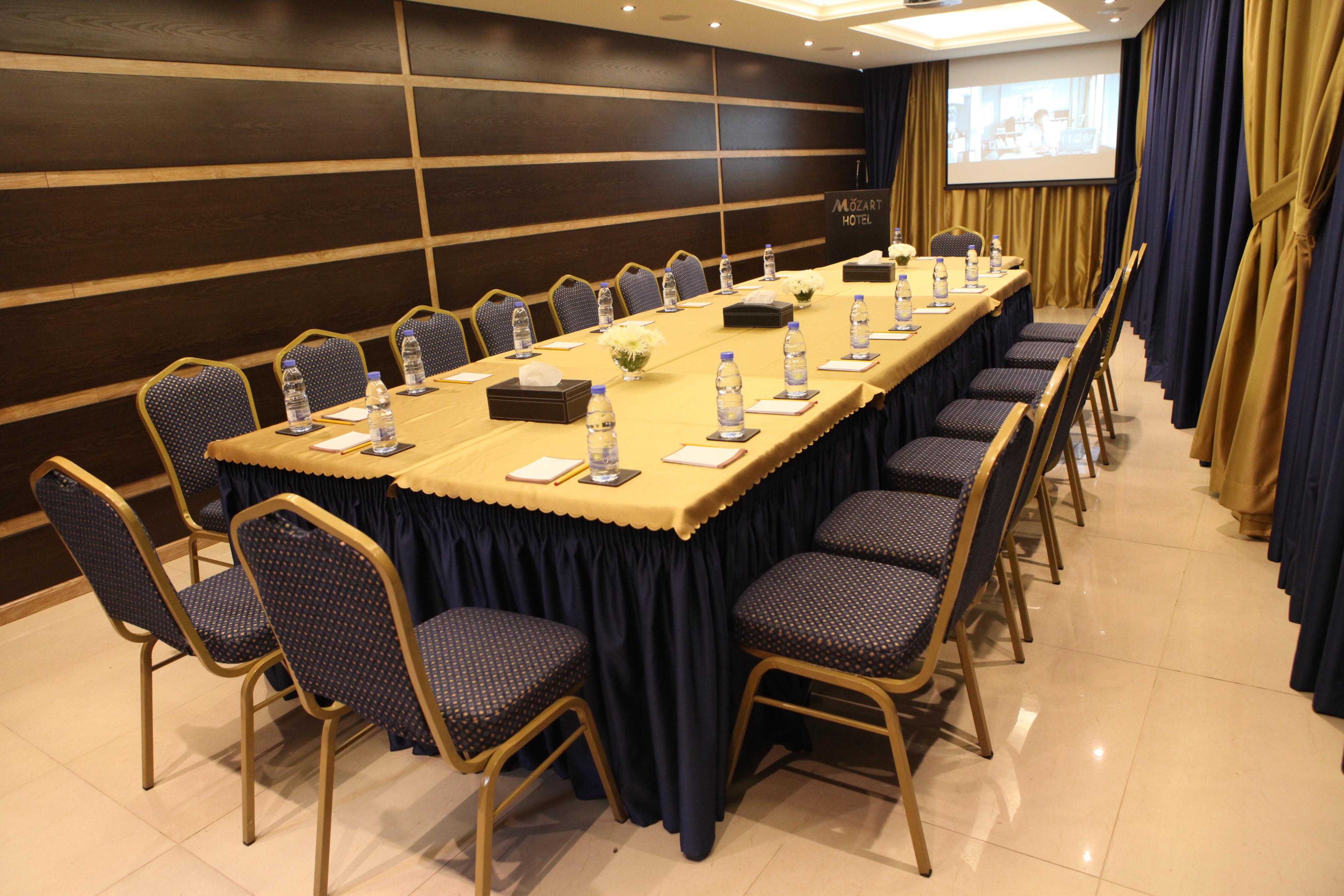 Mozart Hotel Beirut Esterno foto