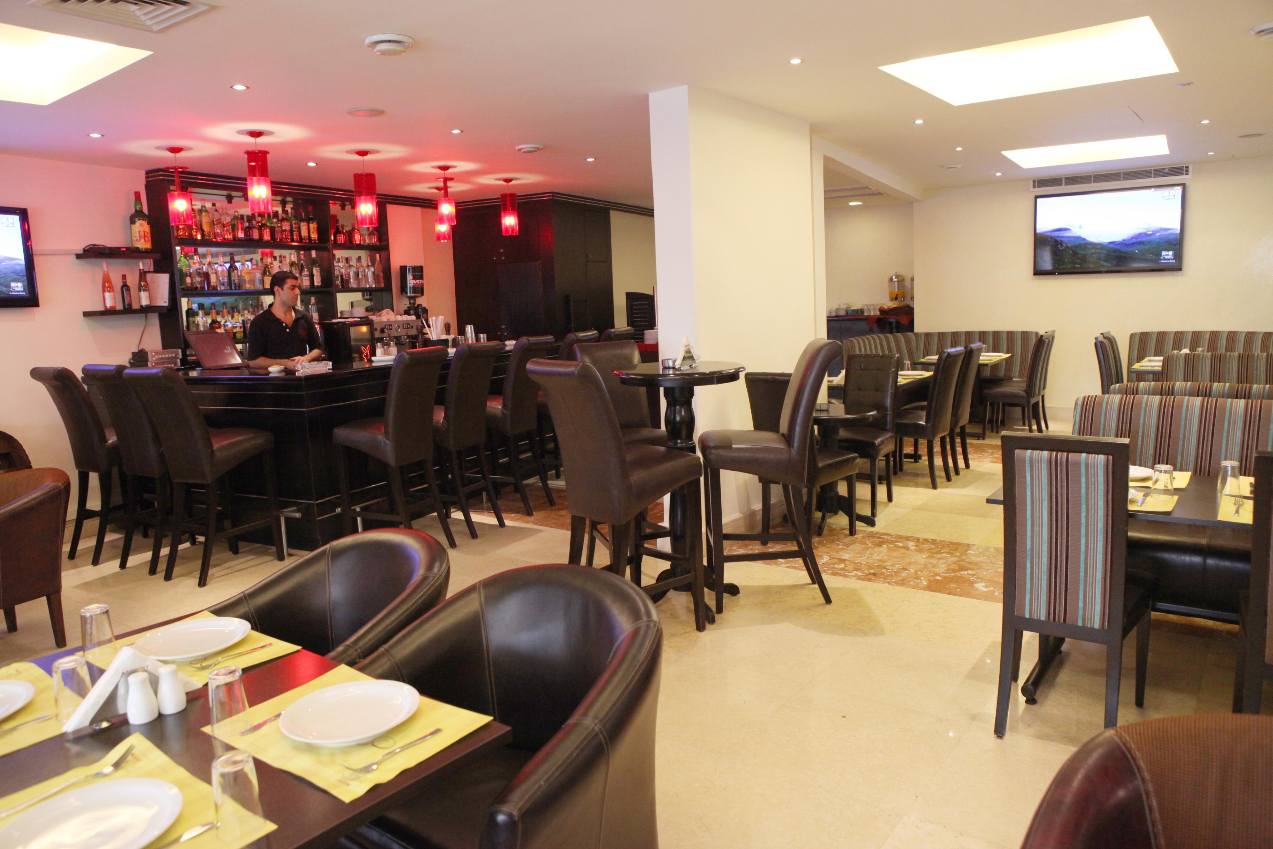 Mozart Hotel Beirut Esterno foto