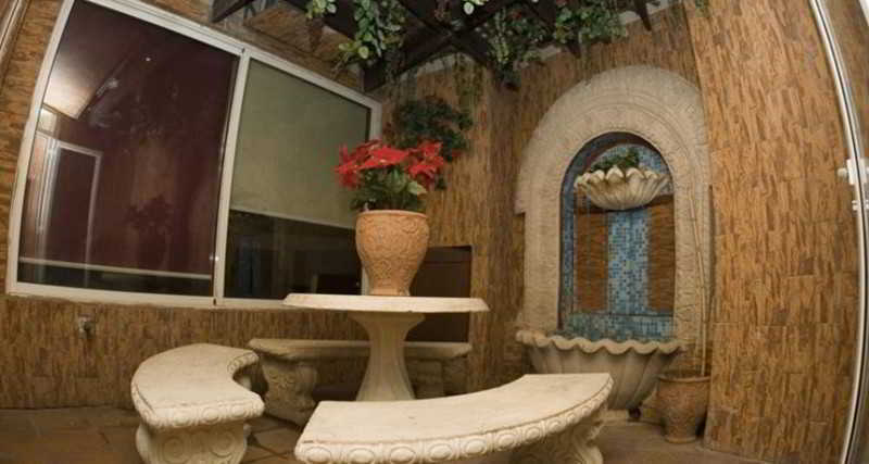 Mozart Hotel Beirut Esterno foto