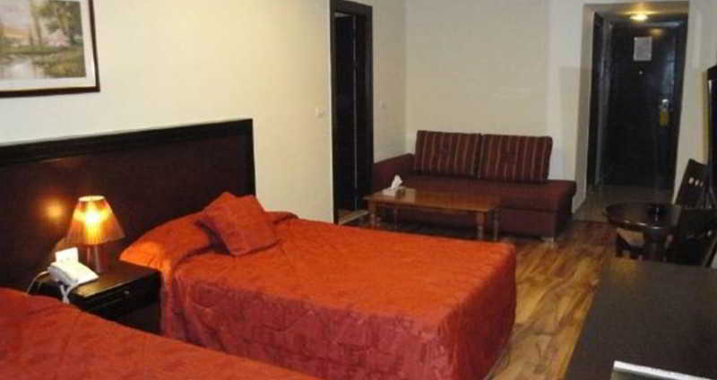 Mozart Hotel Beirut Esterno foto