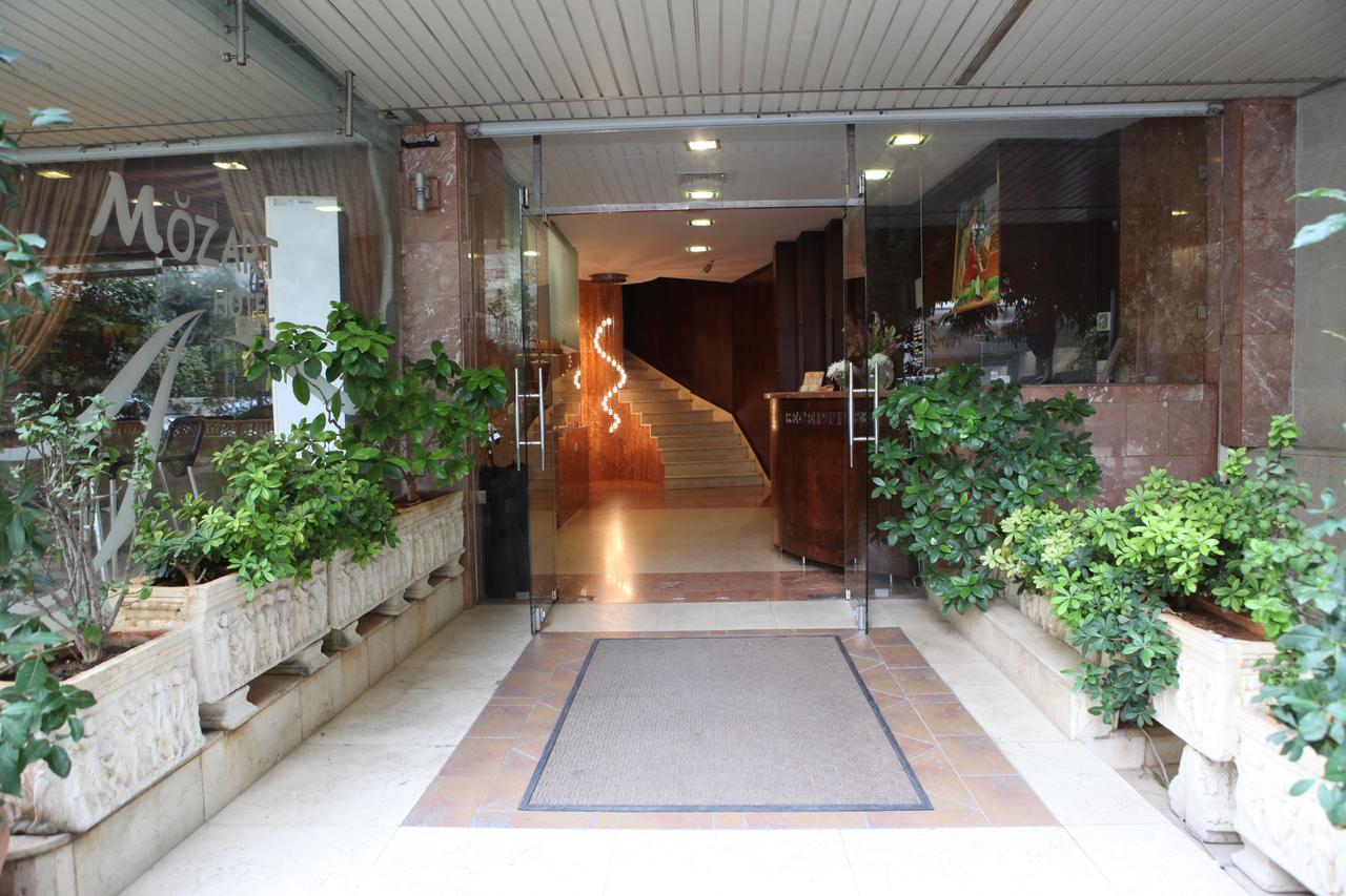Mozart Hotel Beirut Esterno foto