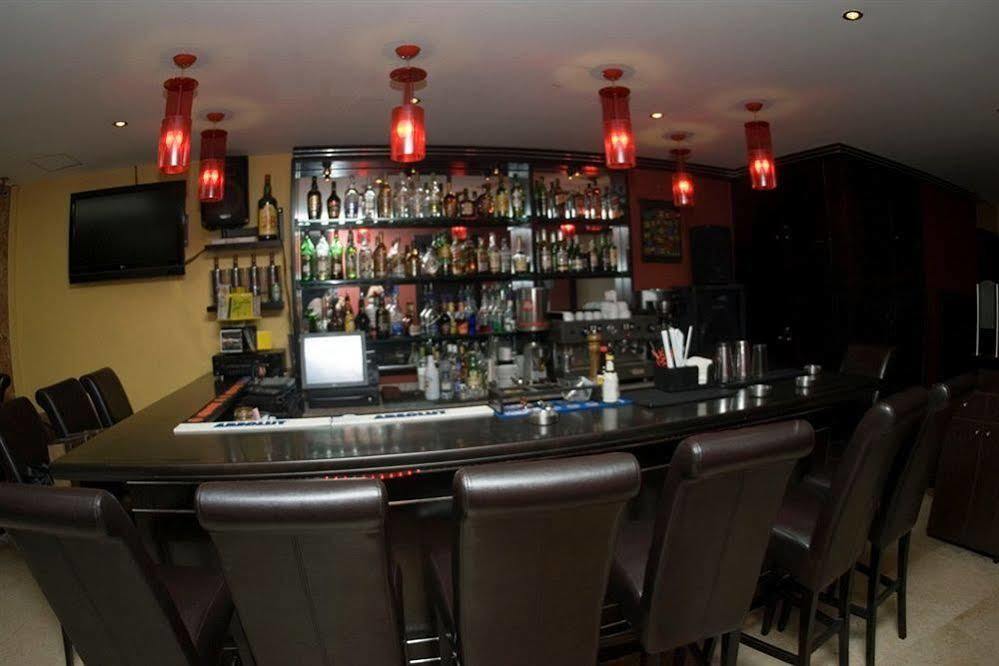Mozart Hotel Beirut Esterno foto